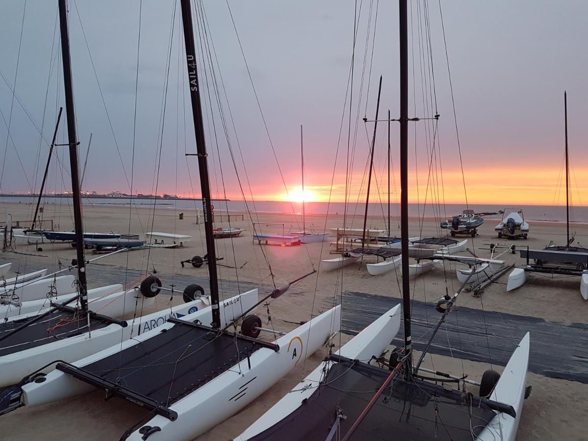 Nieuw App Met Tuin En Terras, Gratis Parking, Aan Zee, Vlakbij Brugge Apartment Duinbergen Ngoại thất bức ảnh